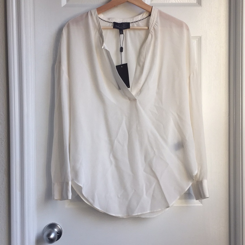 PJK. Silk shirt. New size Xs